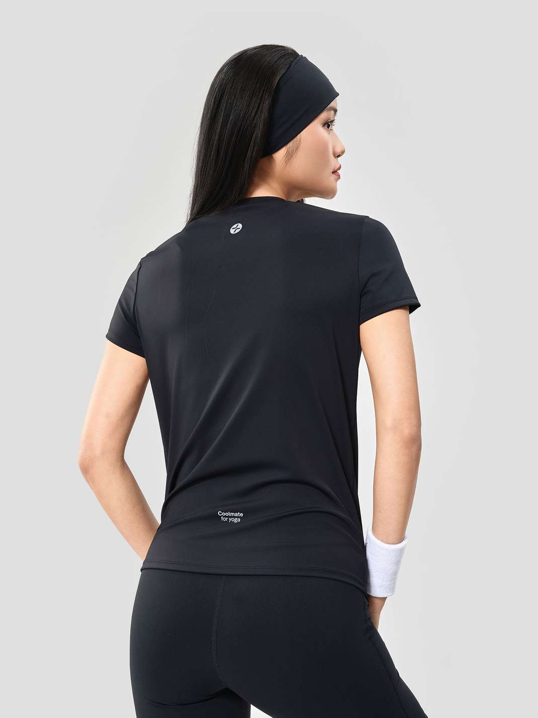 Product Image /image/May2025/ao-tshirt-yoga-slimfit-21-den.jpg