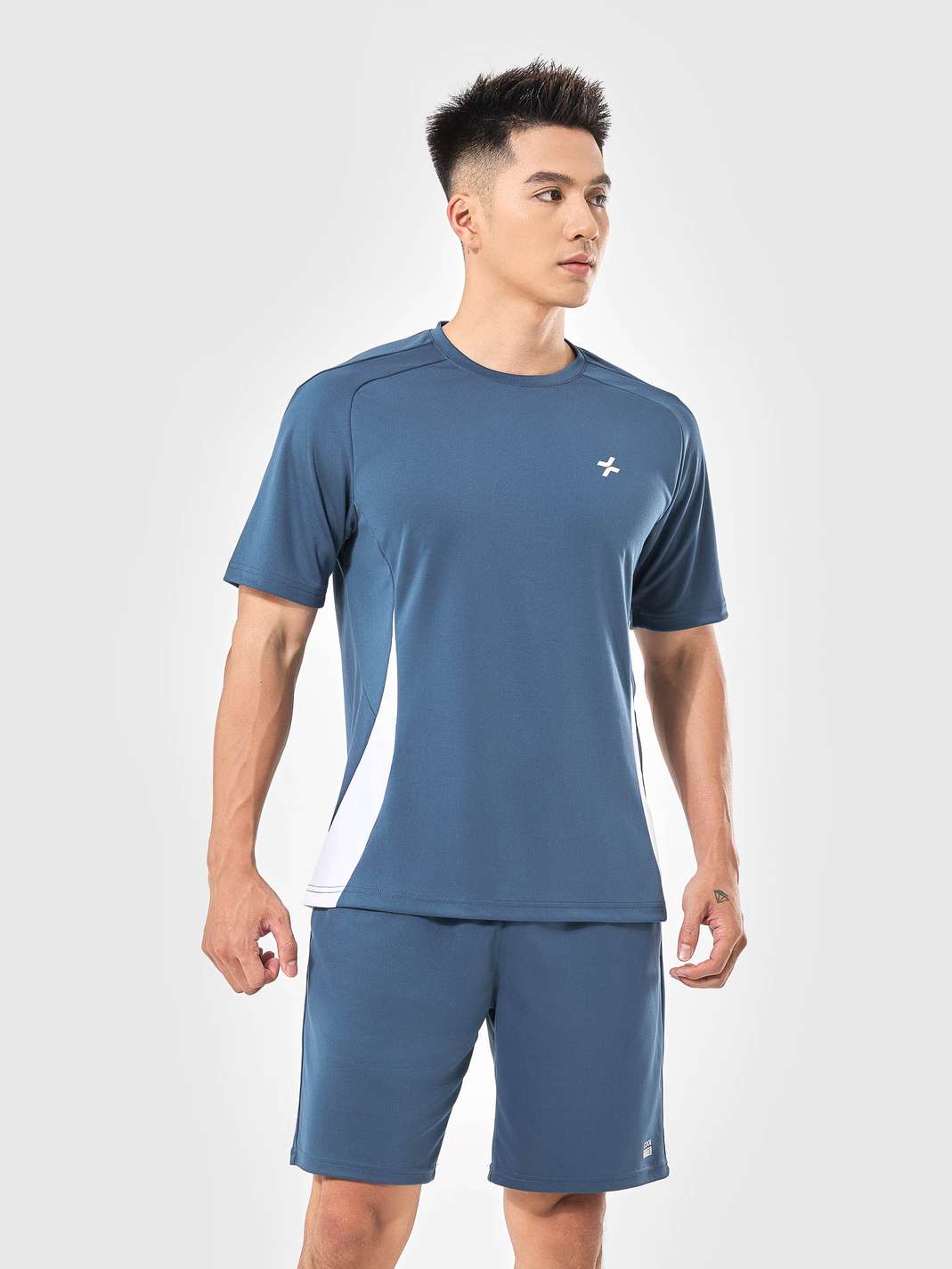 Product Image /image/May2025/t-shirt-the-thao-nam-promax-sideflow-v-neck-Aqua_1.jpg