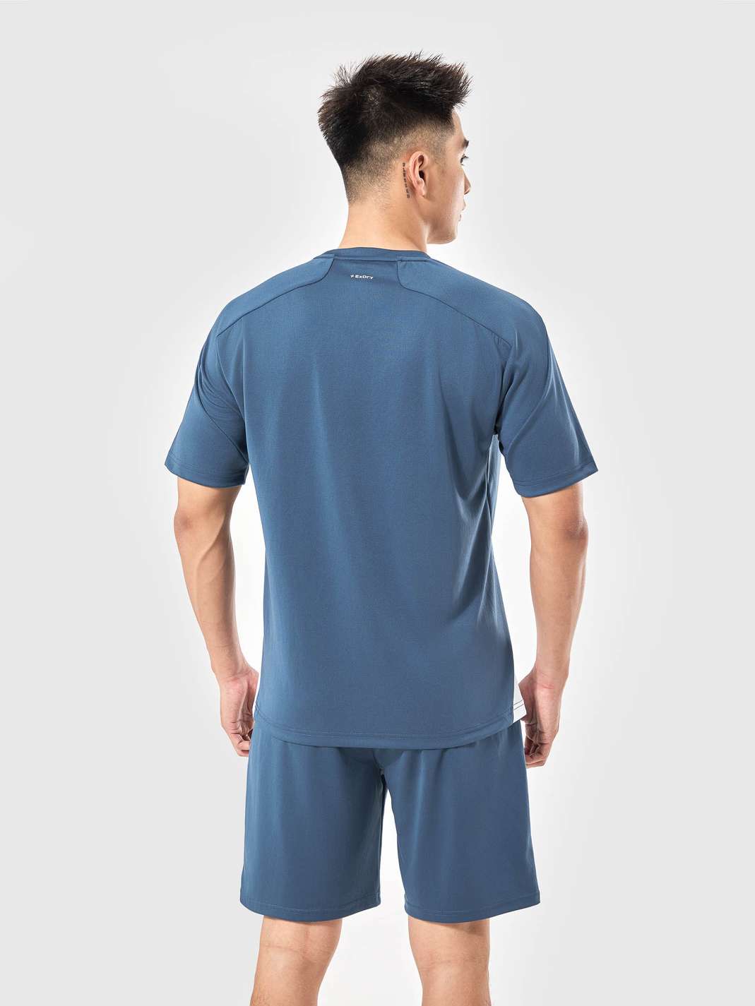 Product Image /image/May2025/t-shirt-the-thao-nam-promax-sideflow-v-neck-Aqua_7.jpg