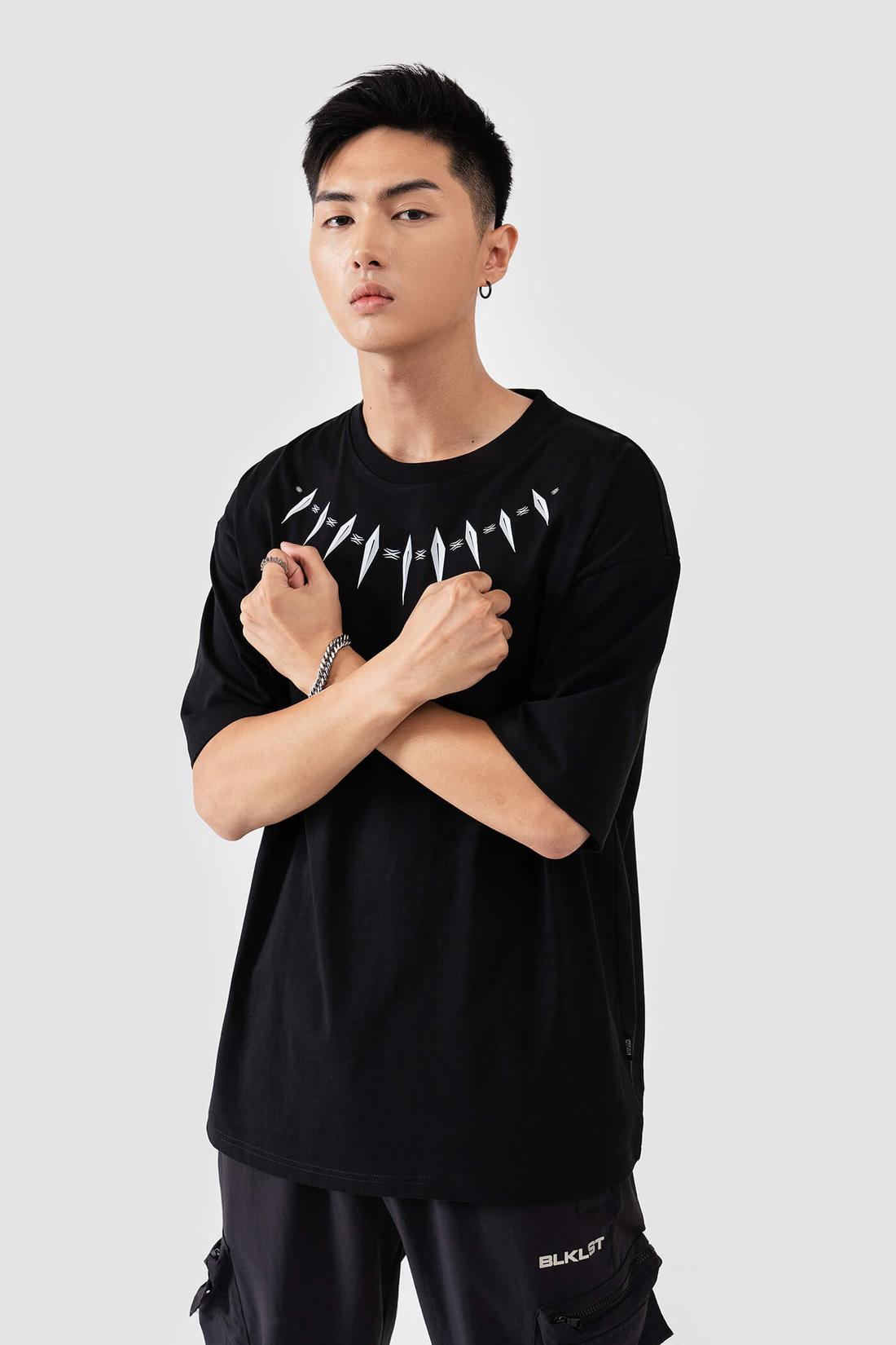 Áo thun Marvel Oversize Black Panther - Vibranium Fangs - undefined