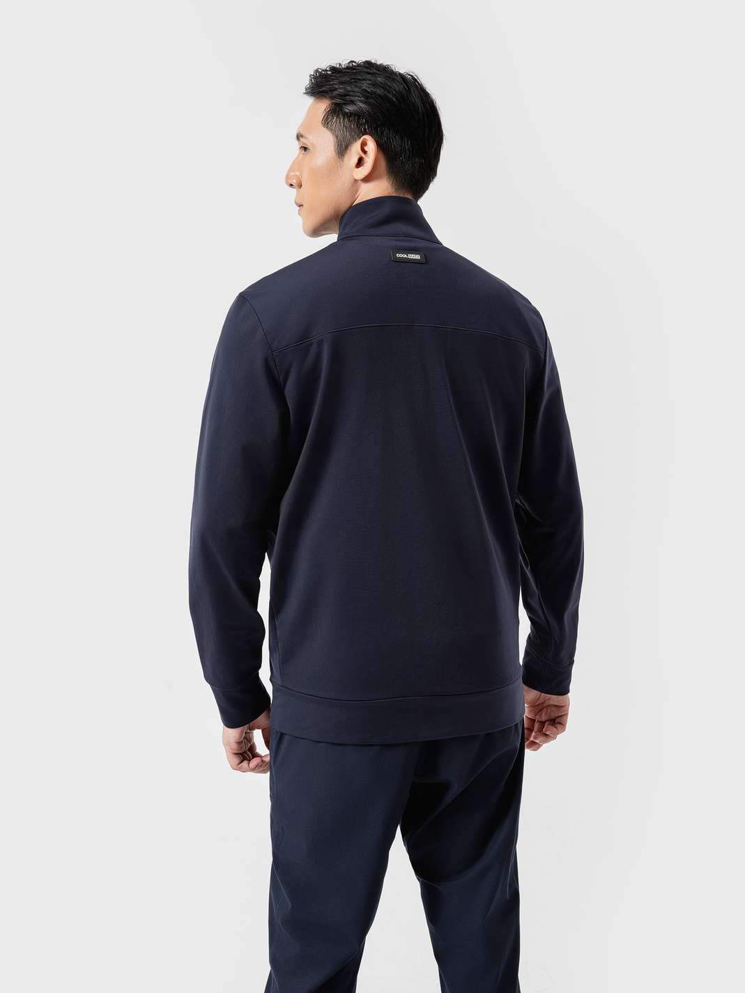 Áo khoác thể thao Track Jacket Essential - undefined