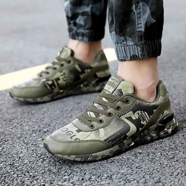 Những đôi giày thể thao họa tiết camo mới lạ
