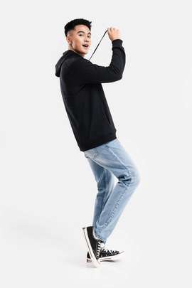 Product side /image/October2022/ao-hoodie-den3.jpg