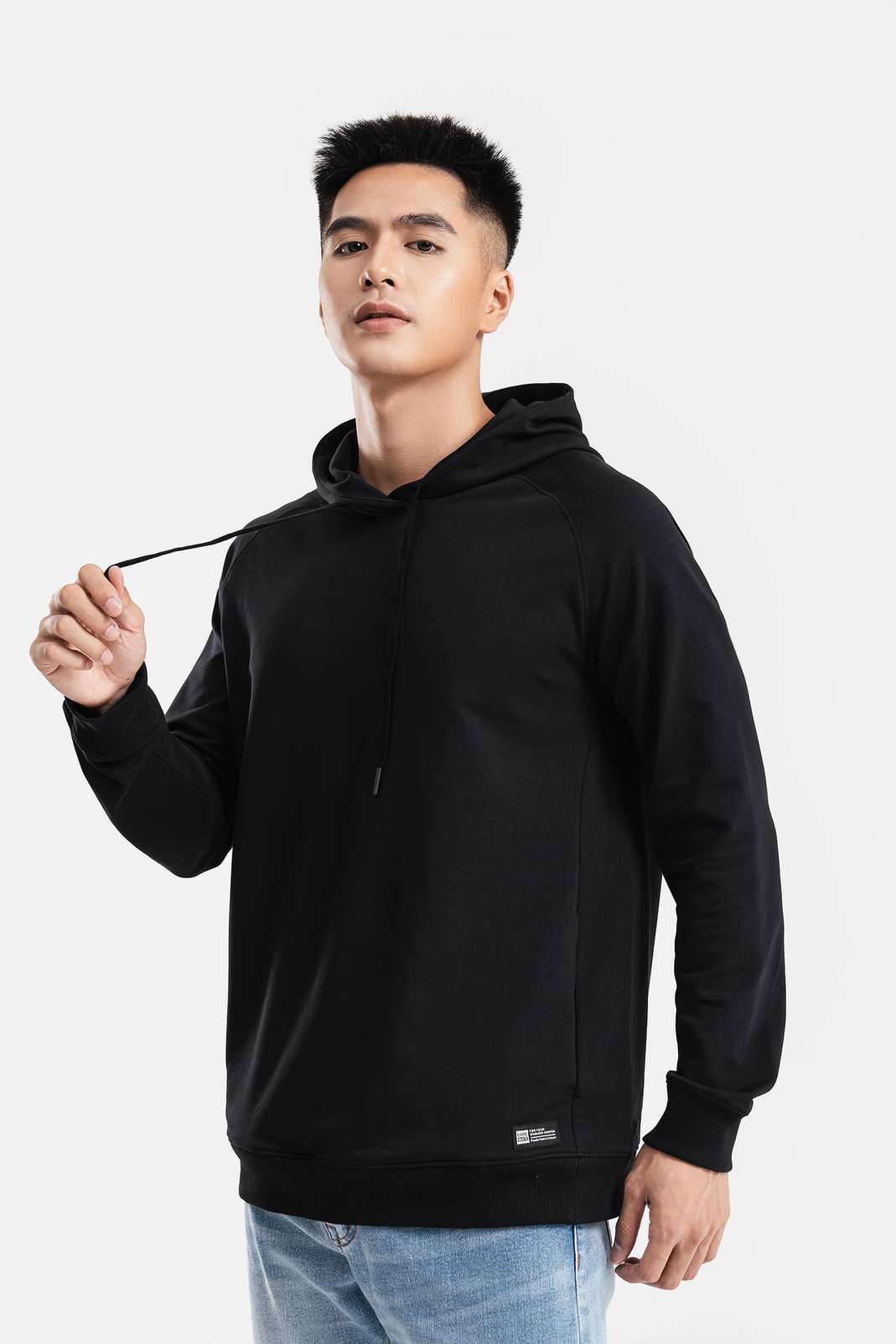 Product Image /image/October2022/ao-hoodie-den5.jpg