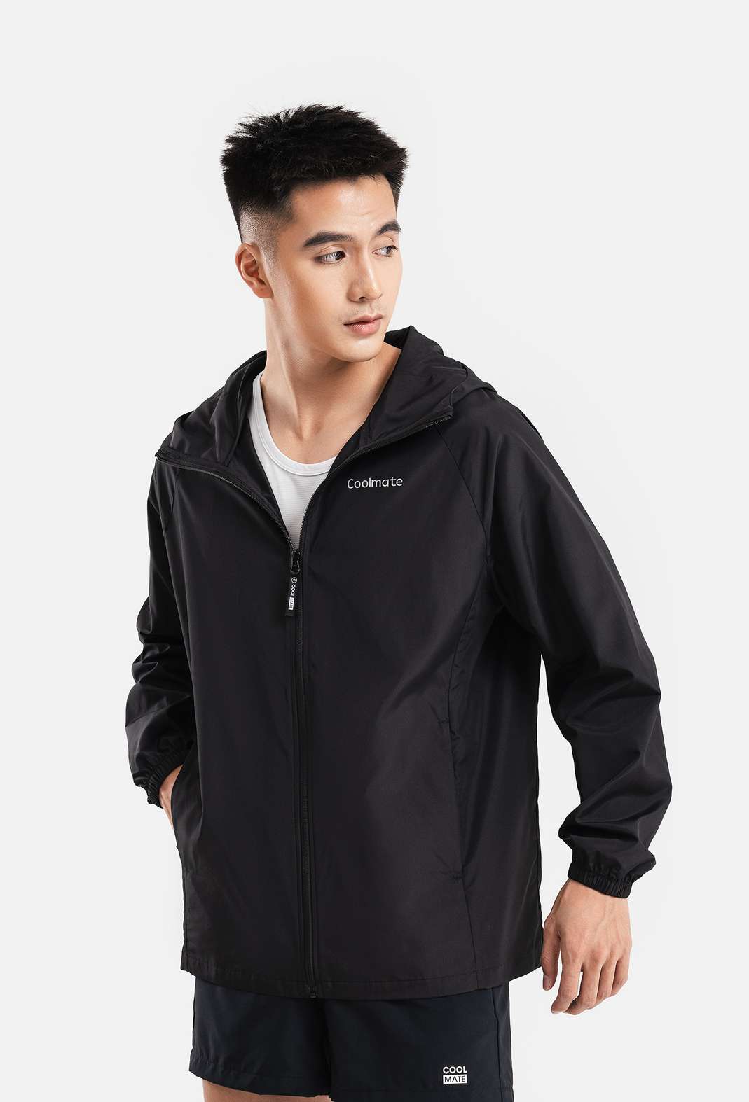 Product Image /image/October2022/ao-khoac-mu-daily-wear-den-6.jpg