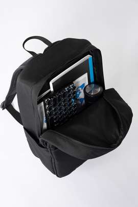 Product side /image/October2022/balo-84-rising10.jpg