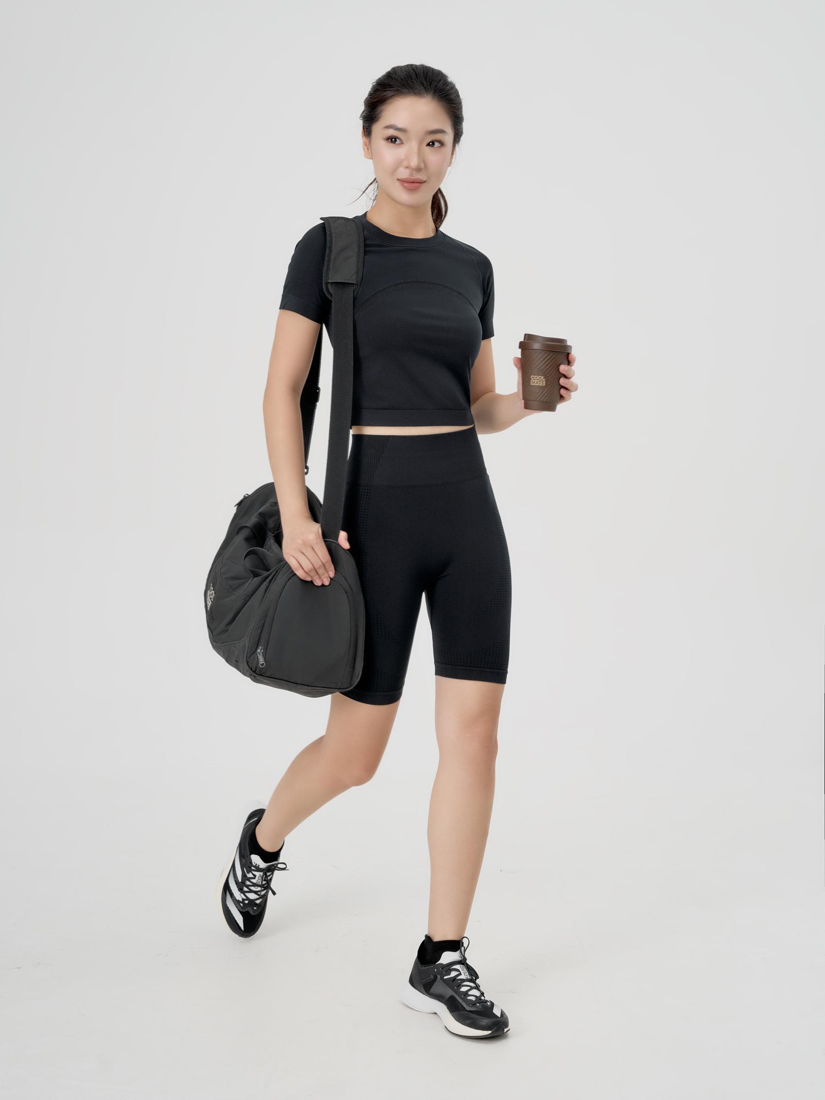 Croptop thể thao Vital Seamless và Quần short thể thao co giãn Vital Seamless