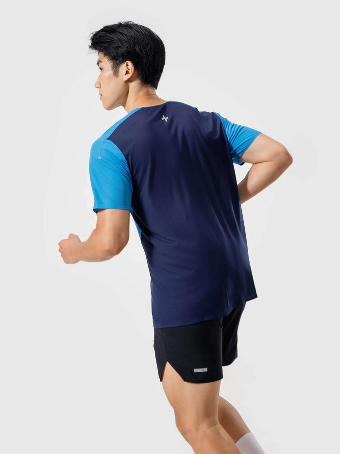 Áo thun chạy bộ không đường may CoolFast - undefined