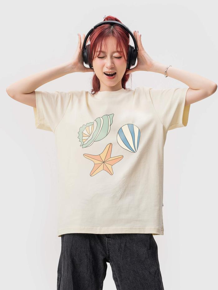 Áo thun Care & Share in Sò Biển - undefined