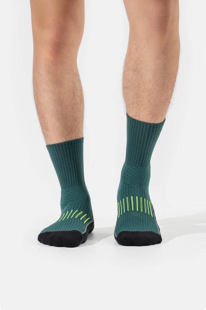 Tất Nam Chạy Bộ Active Cổ Dài - undefined