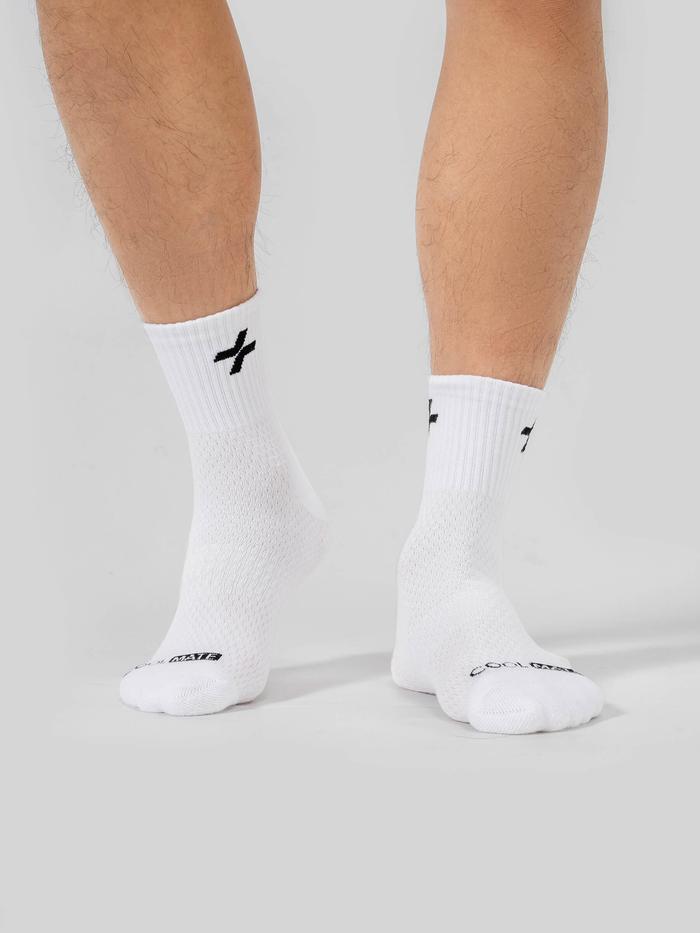 Tất Thể Thao Cổ Trung Chống Trượt - undefined