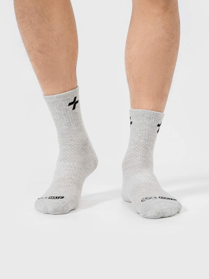 Tất Thể Thao Cổ Trung Chống Trượt - undefined